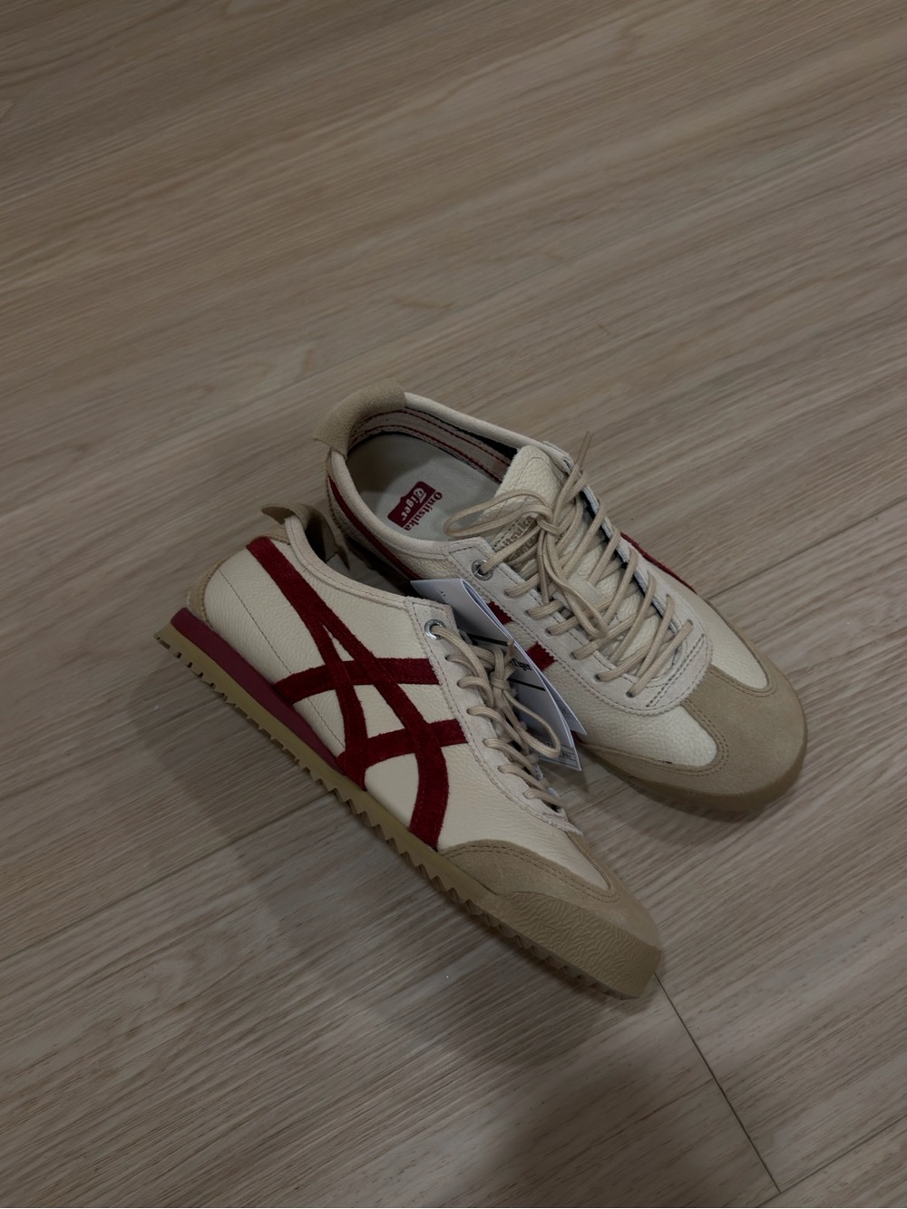 Onitsuka Tiger by Asics Mexico 66 SD VIN Sneakers - Cream & Burgundy